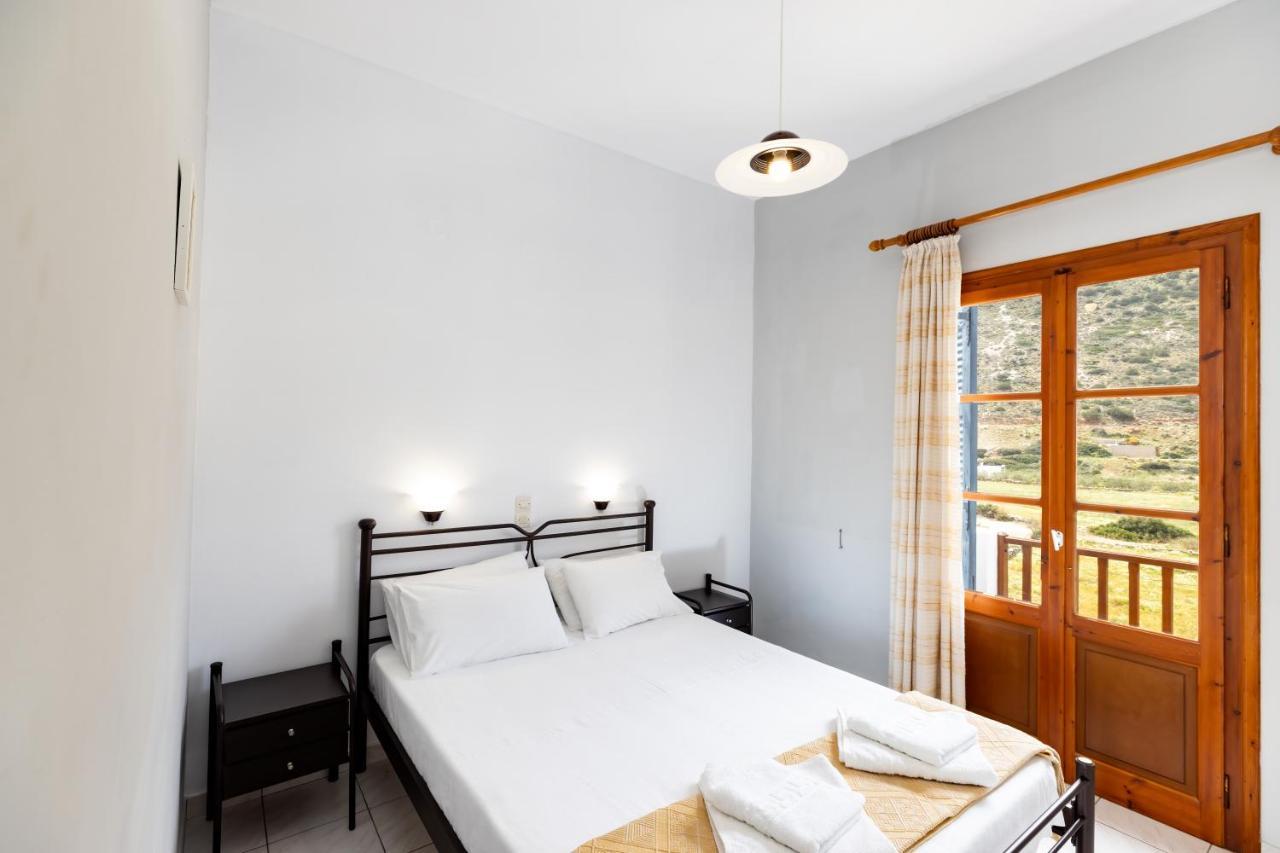 Peris Rooms Камараи Экстерьер фото