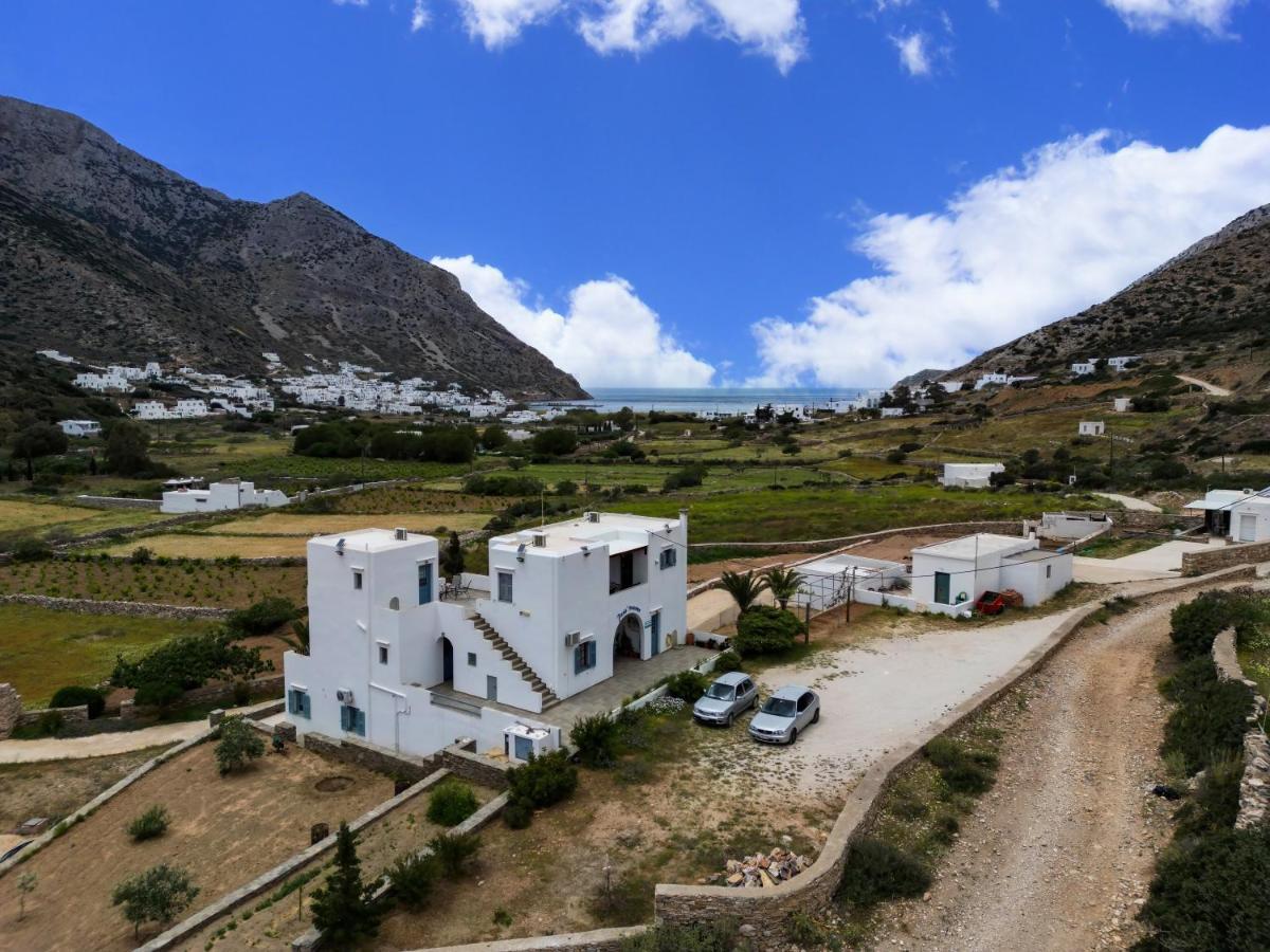 Peris Rooms Камараи Экстерьер фото