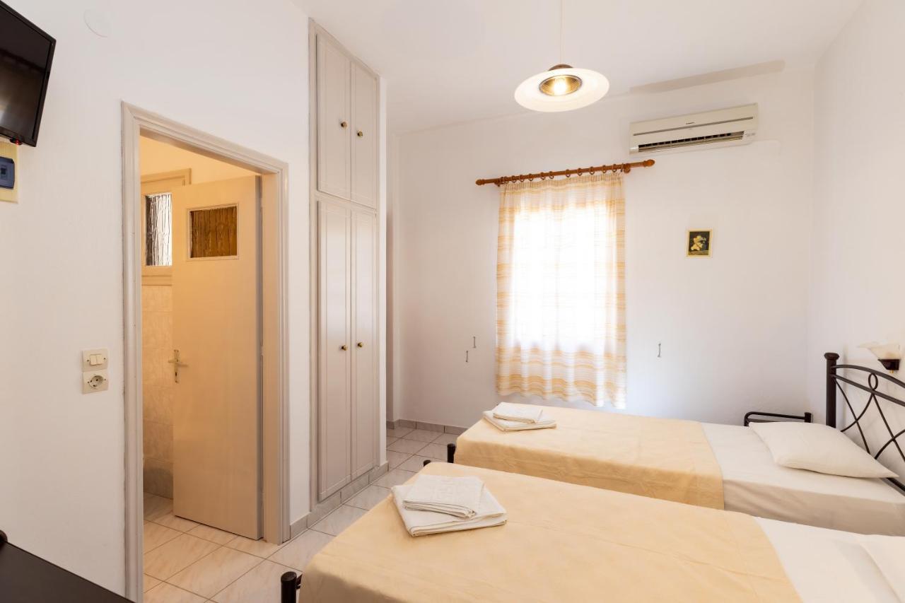 Peris Rooms Камараи Экстерьер фото