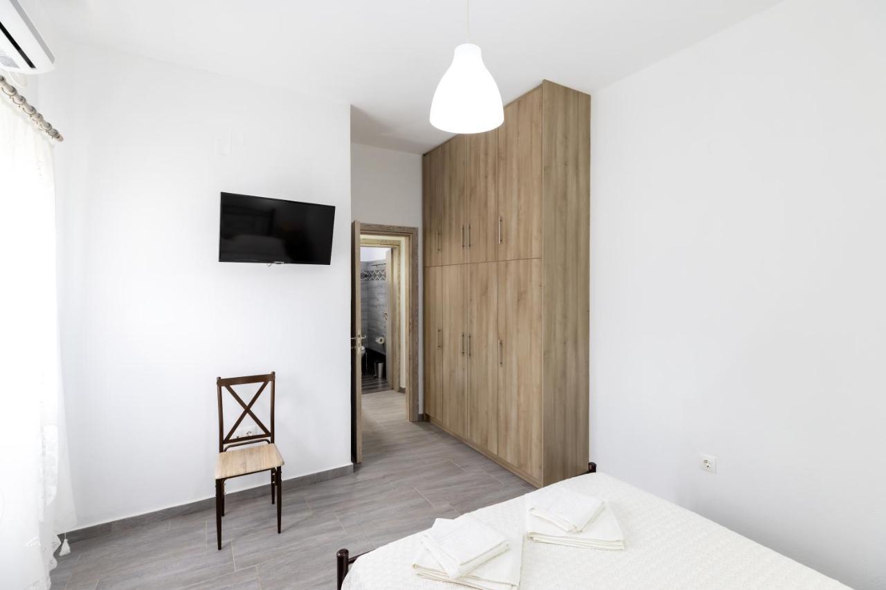Peris Rooms Камараи Экстерьер фото