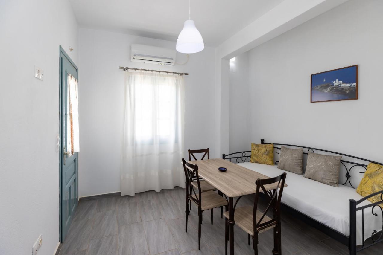 Peris Rooms Камараи Экстерьер фото