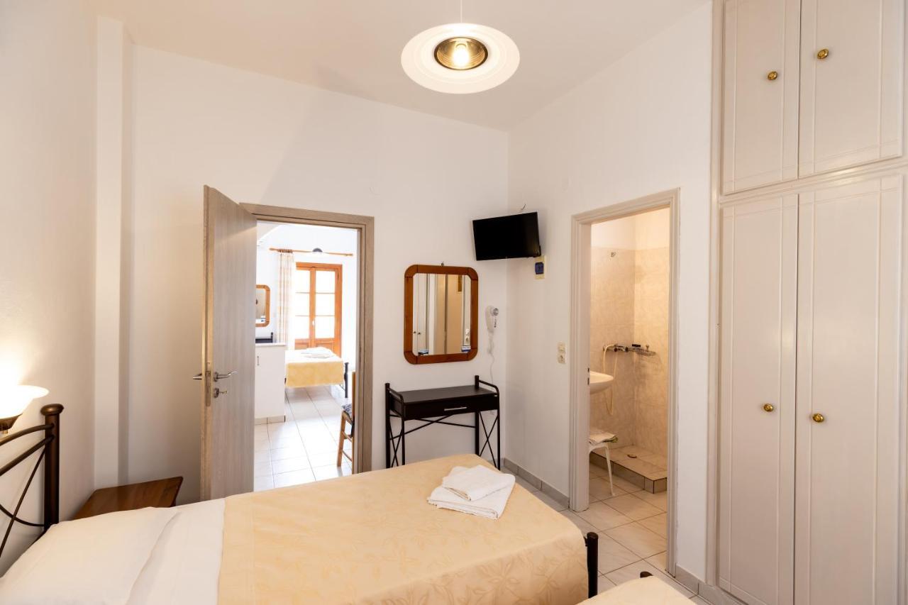 Peris Rooms Камараи Экстерьер фото